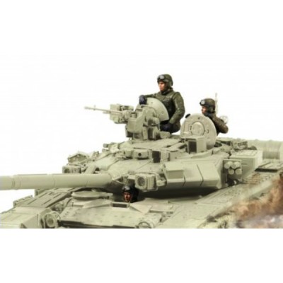 Сборная модель пластиковая Росс.совр.танкисты в боев.защ.костюме 6Б15Ковбой 3684 Звезда