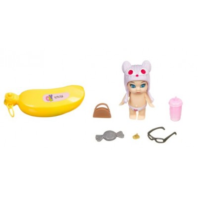 BONDIBON Игрушка   Кукла OLY. Девочка в шапочке-ушанке с животным/8 см,с аксессуарами в банане BB3840 Китай