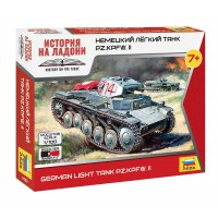 Сборная модель пластиковая Немецкий легкий танк Т-2 PZ.KPFW.II 5 деталей 6102 Звезда